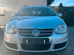 Silber Gebraucht 2008 VW Golf V Kombi | 2.400 € (Guter Preis)