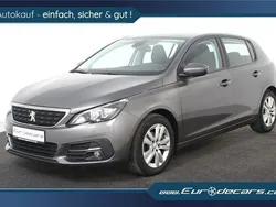Grau Gebraucht 2021 Peugeot 308 Active Limousine | 11.300 € (Fairer Preis)