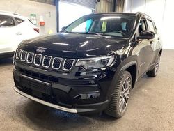 Black clear coat Gebraucht 2024 Jeep Compass Limited SUV | 23.385 € (Superpreis)