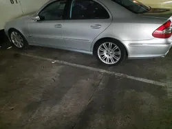 Silber Gebraucht 2006 Mercedes E320 Limousine | 5.500 €