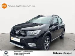 Perlmuttschwarz Gebraucht 2018 Dacia Sandero Celebration Kleinwagen | 9.450 € (Fairer Preis)