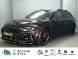 Mythosschwarz Gebraucht 2024 Audi RS4 Comfort Kombi | 87.870 € (Teuer)