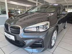 Grau Gebraucht 2021 BMW 220 Gran Tourer M Sport Van / Kleinbus | 25.450 € (Fairer Preis)