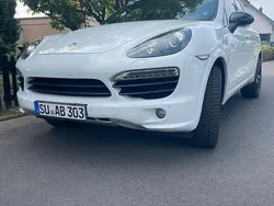 Weiß Gebraucht 2013 Porsche Cayenne SUV | 21.000 € (Fairer Preis)