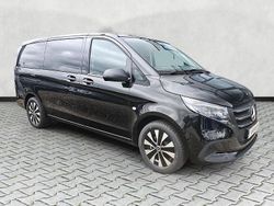 Obsidianschwarz metallic Gebraucht 2025 Mercedes Vito Kombi | 54.490 €