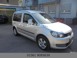 Silber Gebraucht 2012 VW Caddy Trendline Van / Kleinbus | 6.950 € (Guter Preis)