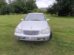 Silber Gebraucht 2001 Mercedes C200 Limousine | 5.000 €