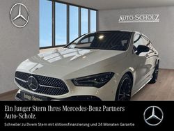 Weiß Gebraucht 2024 Mercedes CLA200 Shooting Brake AMG Kombi | 32.547 €