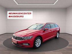 Rot Gebraucht 2023 VW Passat Business Kombi | 19.990 € (Guter Preis)