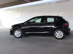 Deepblackperleffekt Neu 2024 VW Polo IQ Drive Kleinwagen | 25.550 € (Guter Preis)