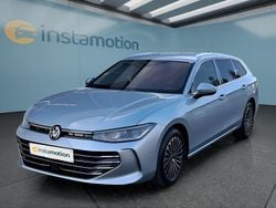 Silber Gebraucht 2025 VW Passat Kombi | 41.449 € (Fairer Preis)