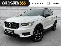 Crystal white Gebraucht 2021 Volvo XC40 R-Design SUV | 33.900 € (Fairer Preis)