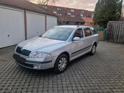 Silber Gebraucht 2008 Skoda Octavia Kombi | 1.650 € (Superpreis)