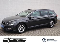 Grau Gebraucht 2023 VW Passat Business Limousine | 26.989 € (Guter Preis)
