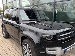 Schwarz Gebraucht 2022 Land Rover Defender SUV | 64.700 € (Etwas zu teuer)