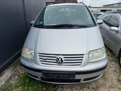 Silber Gebraucht 2001 VW Sharan Van / Kleinbus | 1.000 € (Superpreis)