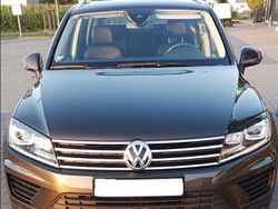 Braun Gebraucht 2015 VW Touareg SUV | 29.963 € (Etwas zu teuer)