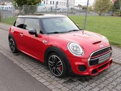Rot Gebraucht 2017 Mini John Cooper Works Sport Kleinwagen | 22.900 € (Guter Preis)