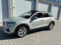 Silber Gebraucht 2024 Audi Q2 Advanced Plus SUV | 29.995 € (Fairer Preis)