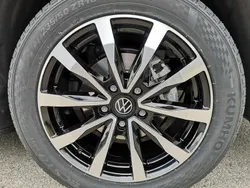 Candyweiß dach schwarz Neu 2024 VW T7 Comfortline Van | 62.965 € (Superpreis)