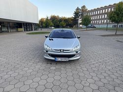 Grau Gebraucht 2007 Peugeot 206 CC Cabrio | 3.200 € (Teuer)