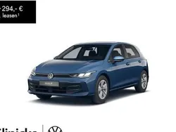 Anemonenblau metallic Neu 2025 VW Golf VIII Life Limousine | 33.890 € (Etwas zu teuer)