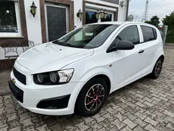Weiß Gebraucht 2013 Chevrolet Aveo LS Limousine | 4.200 € (Fairer Preis)