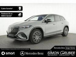 Grau Gebraucht 2025 Mercedes EQS500 AMG SUV | 111.900 €