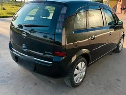 Schwarz Gebraucht 2009 Opel Meriva Van / Kleinbus | 2.100 € (Fairer Preis)