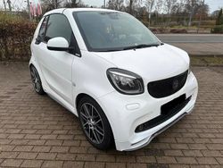 Weiß Gebraucht 2015 Smart ForTwo Cabrio Brabus Cabrio | 18.900 €