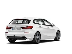 Weiß Gebraucht 2021 BMW 118 Sport Line Kleinwagen | 22.930 € (Etwas zu teuer)
