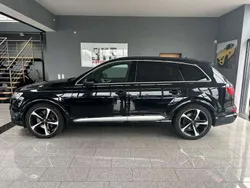 Schwarz Gebraucht 2018 Audi SQ7 Sport SUV | 42.950 € (Teuer)