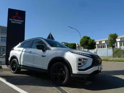 Titanweiß Gebraucht 2023 Mitsubishi Eclipse Cross Select SUV | 26.990 € (Fairer Preis)