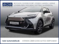 Silber/ dach schwarz (schwarz) (schwarz) Gebraucht 2024 Toyota C-HR Sport SUV | 37.887 € (Fairer Preis)
