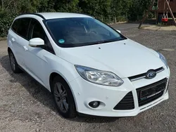 Weiß Gebraucht 2013 Ford Focus Trend Limousine | 4.000 € (Guter Preis)