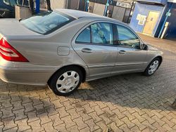 Grau Gebraucht 2003 Mercedes C180 Limousine | 1.550 € (Guter Preis)