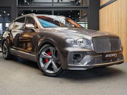 Grau Gebraucht 2022 Bentley Bentayga Mulliner SUV | 166.995 € (Superpreis)
