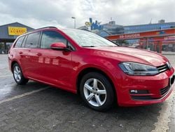 Rot Gebraucht 2014 VW Golf VII Limousine | 8.000 € (Guter Preis)