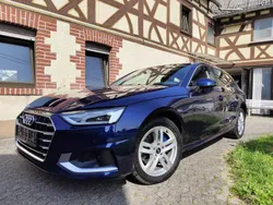 Blau Gebraucht 2020 Audi A4 Comfort Kombi | 22.900 € (Guter Preis)