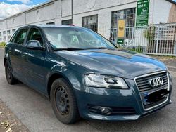 Blau Gebraucht 2010 Audi A3 Sportback Kleinwagen | 5.000 € (Fairer Preis)