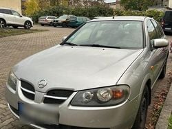 Silber Gebraucht 2003 Nissan Almera Limousine | 900 € (Superpreis)