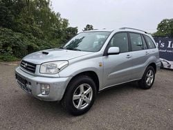 Silver metallic / silver ash Gebraucht 2002 Toyota RAV4 SUV | 2.190 € (Guter Preis)