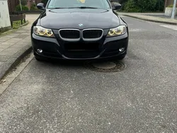 Schwarz Gebraucht 2012 BMW 318 Kombi | 6.000 € (Fairer Preis)