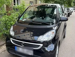 Schwarz Gebraucht 2012 Smart ForTwo Coupé Passion Coupé | 5.999 € (Fairer Preis)