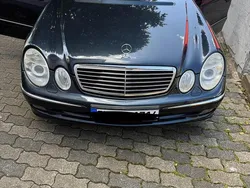 Andere außenfarben Gebraucht 2004 Mercedes E320 Limousine | 5.200 €