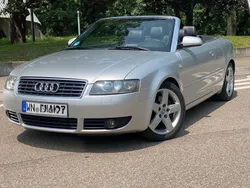Silber Gebraucht 2002 Audi A4 Cabriolet Cabrio | 7.900 € (Teuer)
