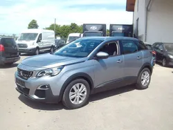 Grau Gebraucht 2016 Peugeot 3008 Active Limousine | 11.999 € (Guter Preis)