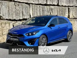 Blue flame met. Neu 2025 Kia Ceed GT-Line Limousine | 31.990 € (Etwas zu teuer)