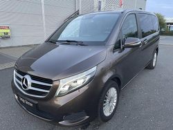 Braun Gebraucht 2019 Mercedes V250 Van / Kleinbus | 38.490 €