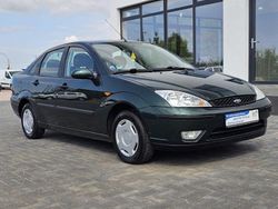 Grün Gebraucht 2004 Ford Focus Limousine | 3.499 € (Teuer)